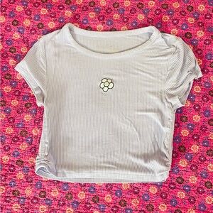 Flirtitude Lilac Floral Emblem Side Scrunch Crop Top Size M 💜💜💜
